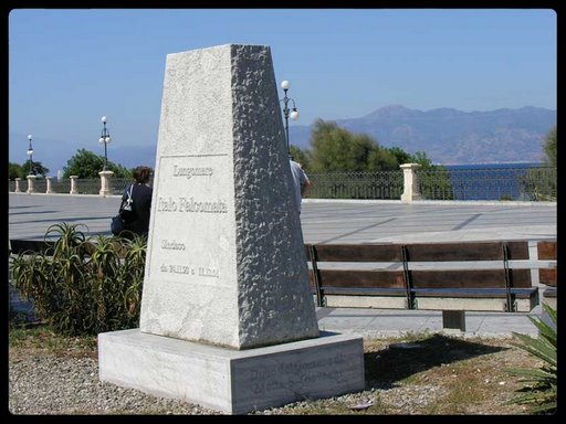 Monumento Facolmatà (Picasaweb)